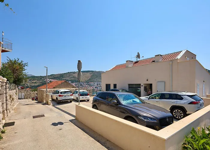 Hedera Estate Hedera A48 *