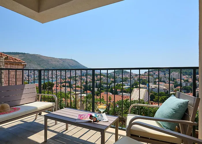 Hedera Estate Hedera A48 *